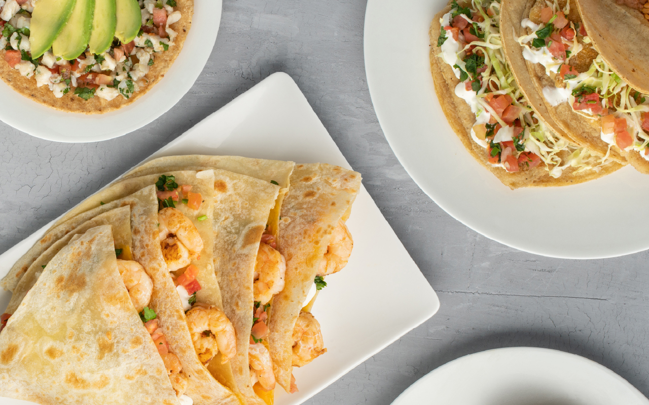 Lolita's Shrimp Quesadilla, Ceviche Tostada & Fish tacos. Button call to action to order lent friendly items in next window.